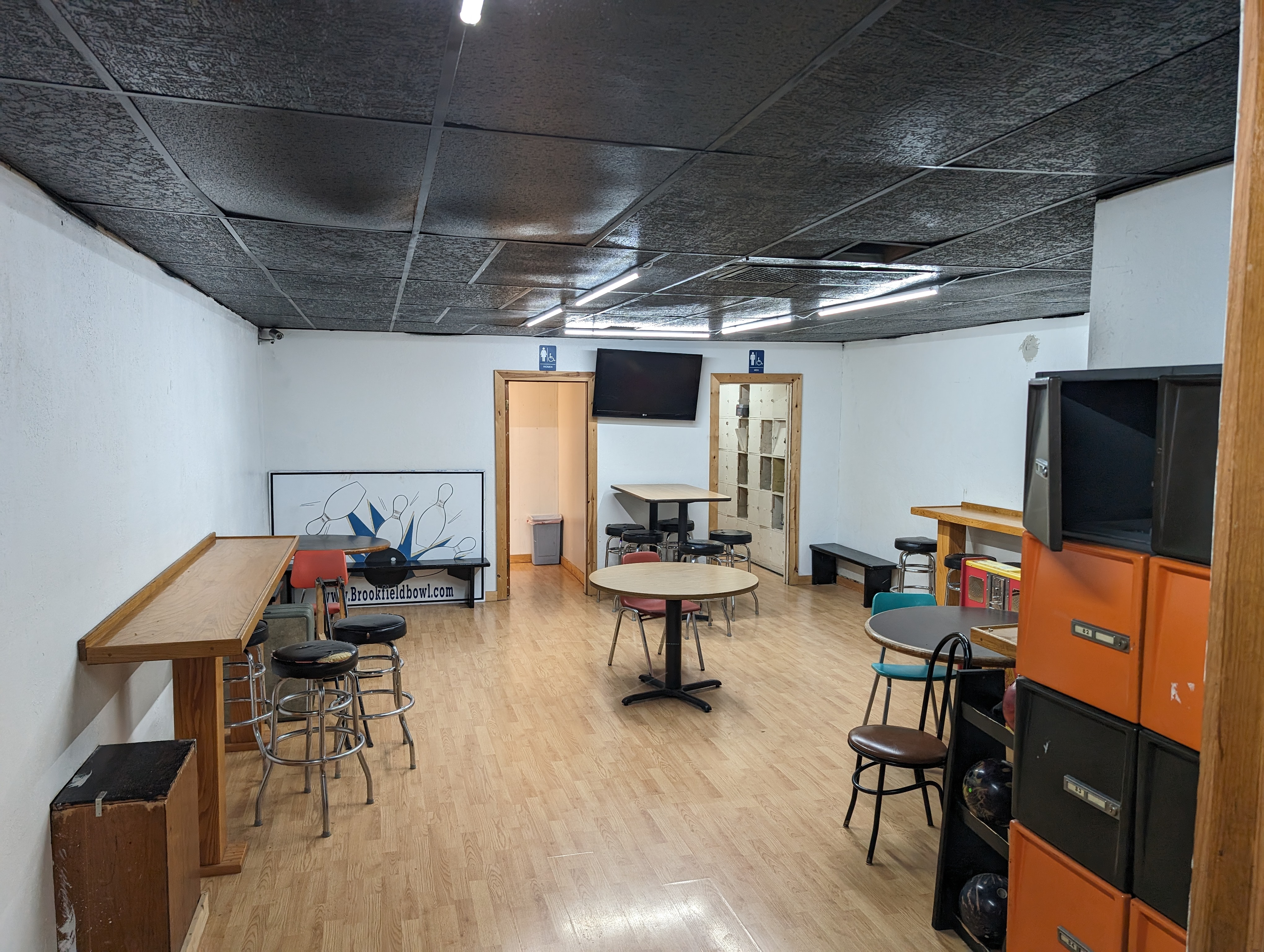 PXL_20231115_214827411.jpg
